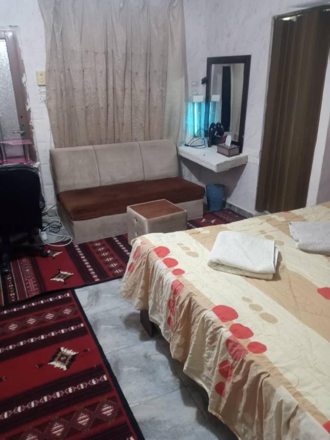 Guest House Hazem Al Azraq ash Shamālī Exterior foto